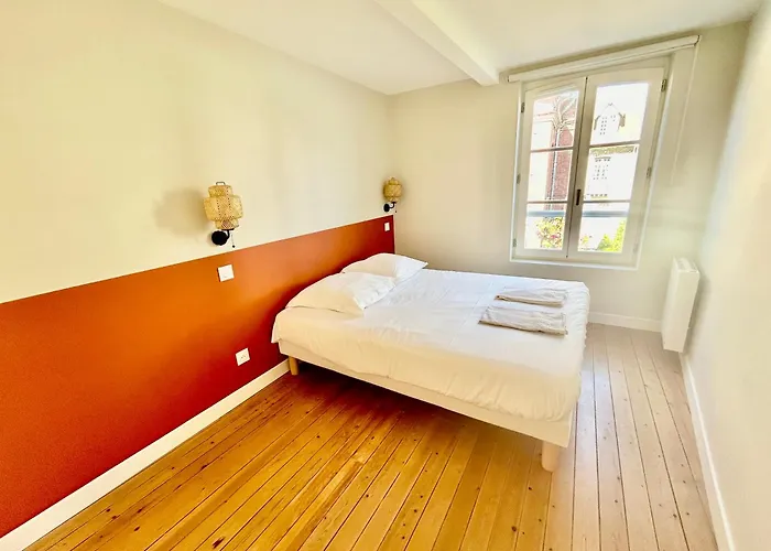 別荘 Les Hirondelles De