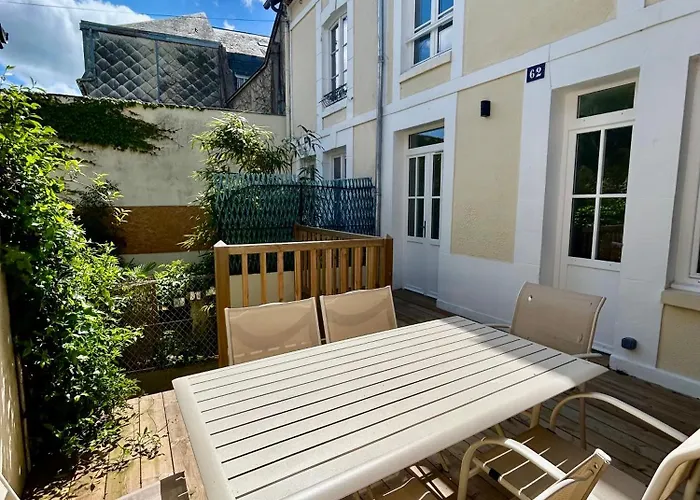 Les Hirondelles De Сasa de vacaciones Deauville